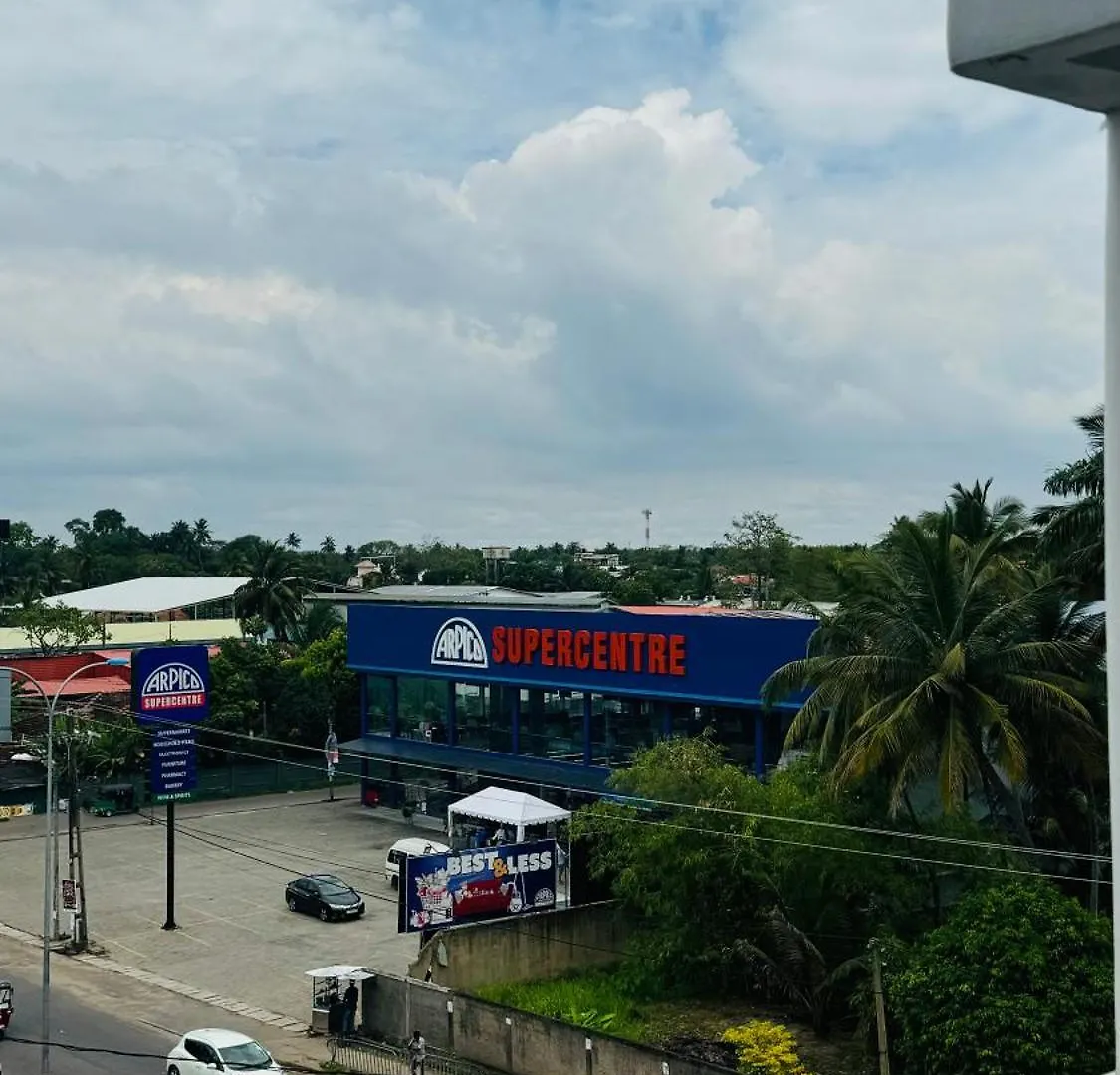 Transit Stay Seeduwa Negombo